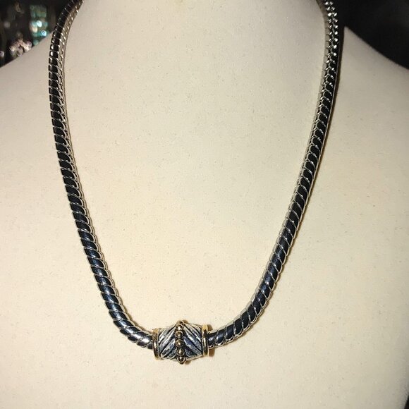 Necklace Silver Gold Tone Magnetic Clasp Braided Chain Textured Center Design - Picture 1 of 8